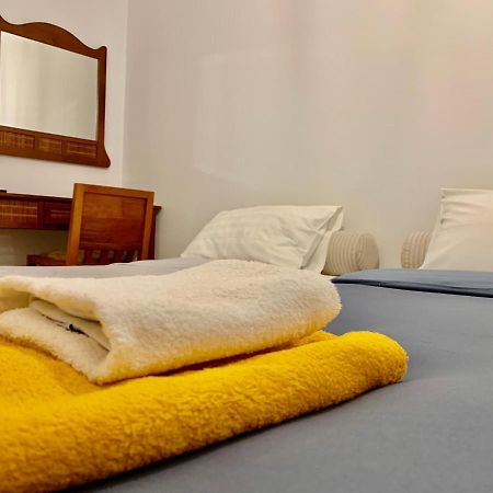 Aggelos And Thisbe Chania City Apartment Chrissi Akti Chania Exterior foto